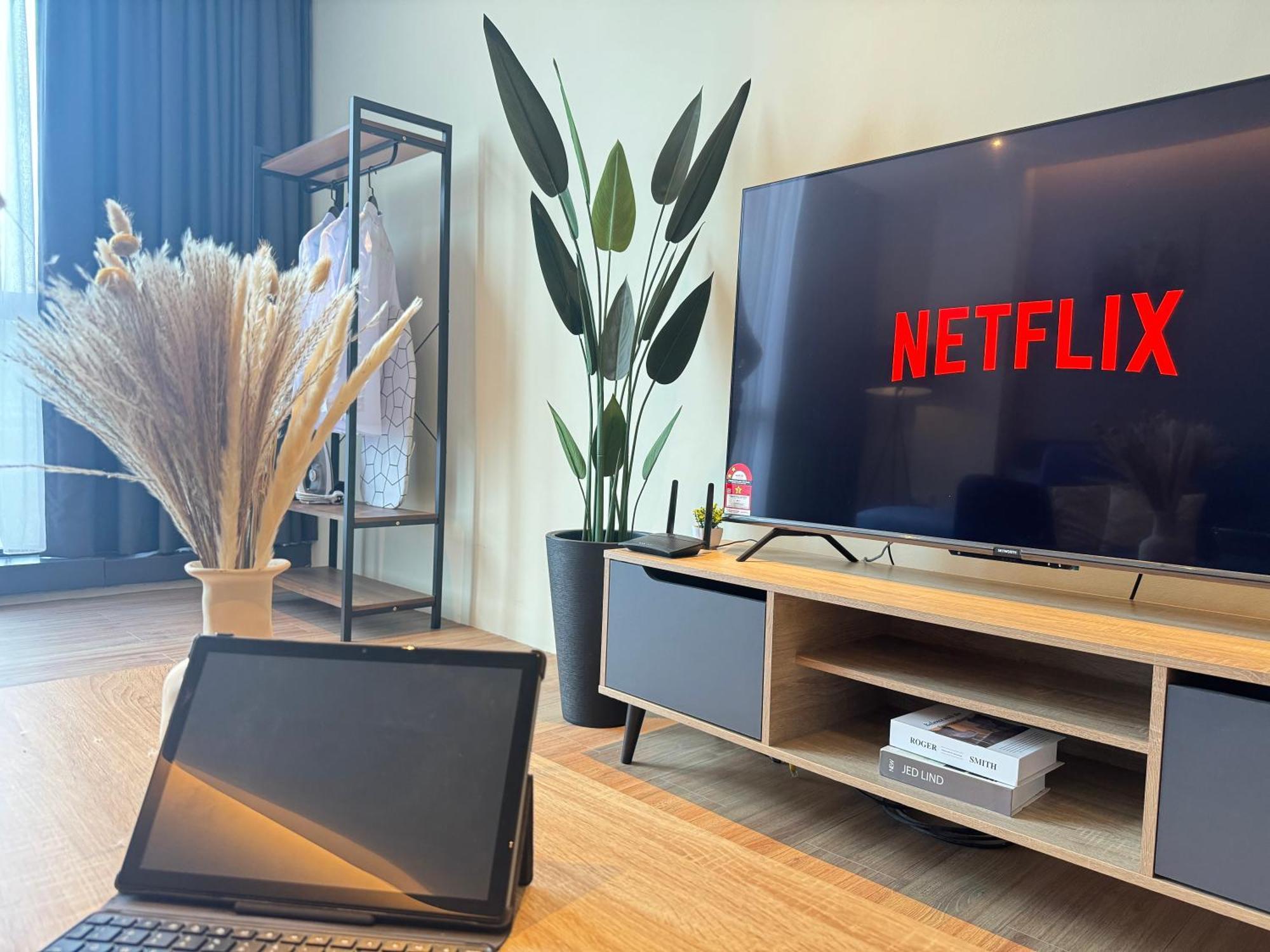 The Tinto Netflix Screen & Sleep - Bangsar South Mid Valley Kuala Lumpur Bagian luar foto