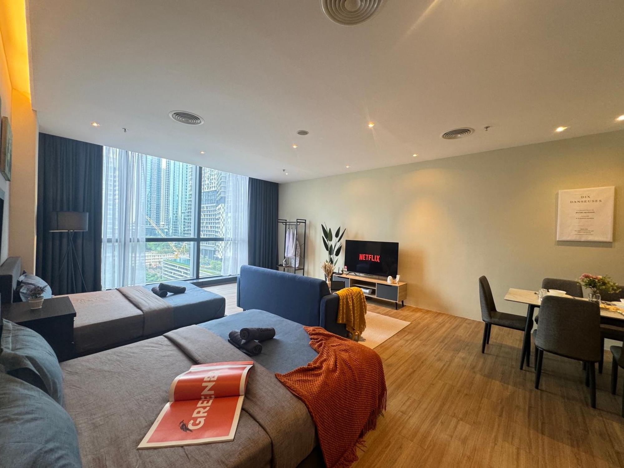 The Tinto Netflix Screen & Sleep - Bangsar South Mid Valley Kuala Lumpur Bagian luar foto