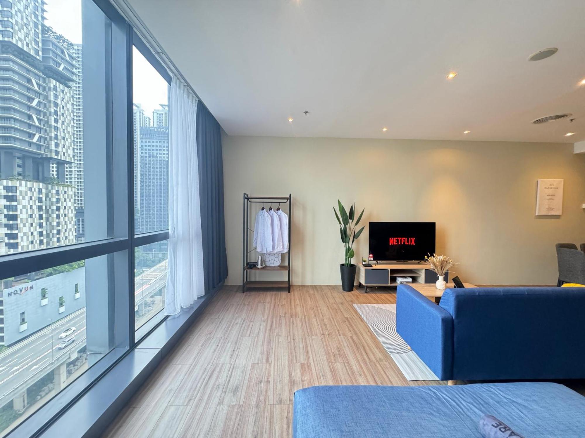 The Tinto Netflix Screen & Sleep - Bangsar South Mid Valley Kuala Lumpur Bagian luar foto